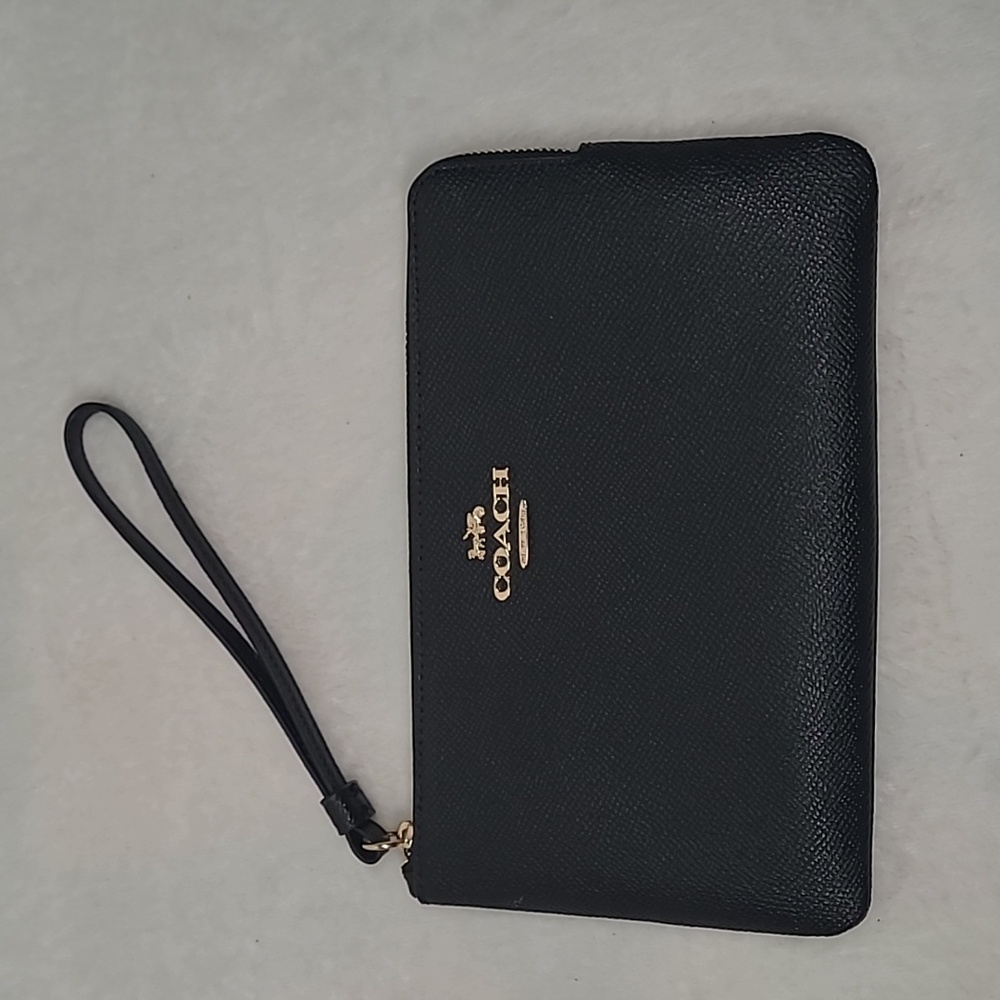 Coach Pebble Black Wristlet - Picture 11 of 12